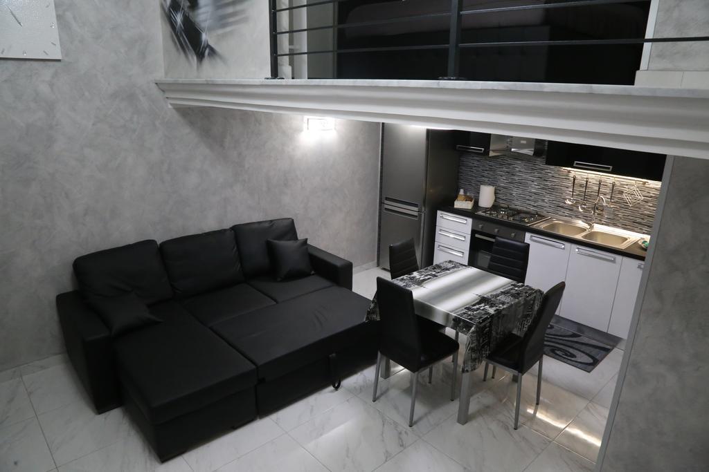 Casa Vacanze Sannazzaro 70 나폴리 외부 사진