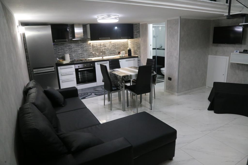 Casa Vacanze Sannazzaro 70 나폴리 외부 사진