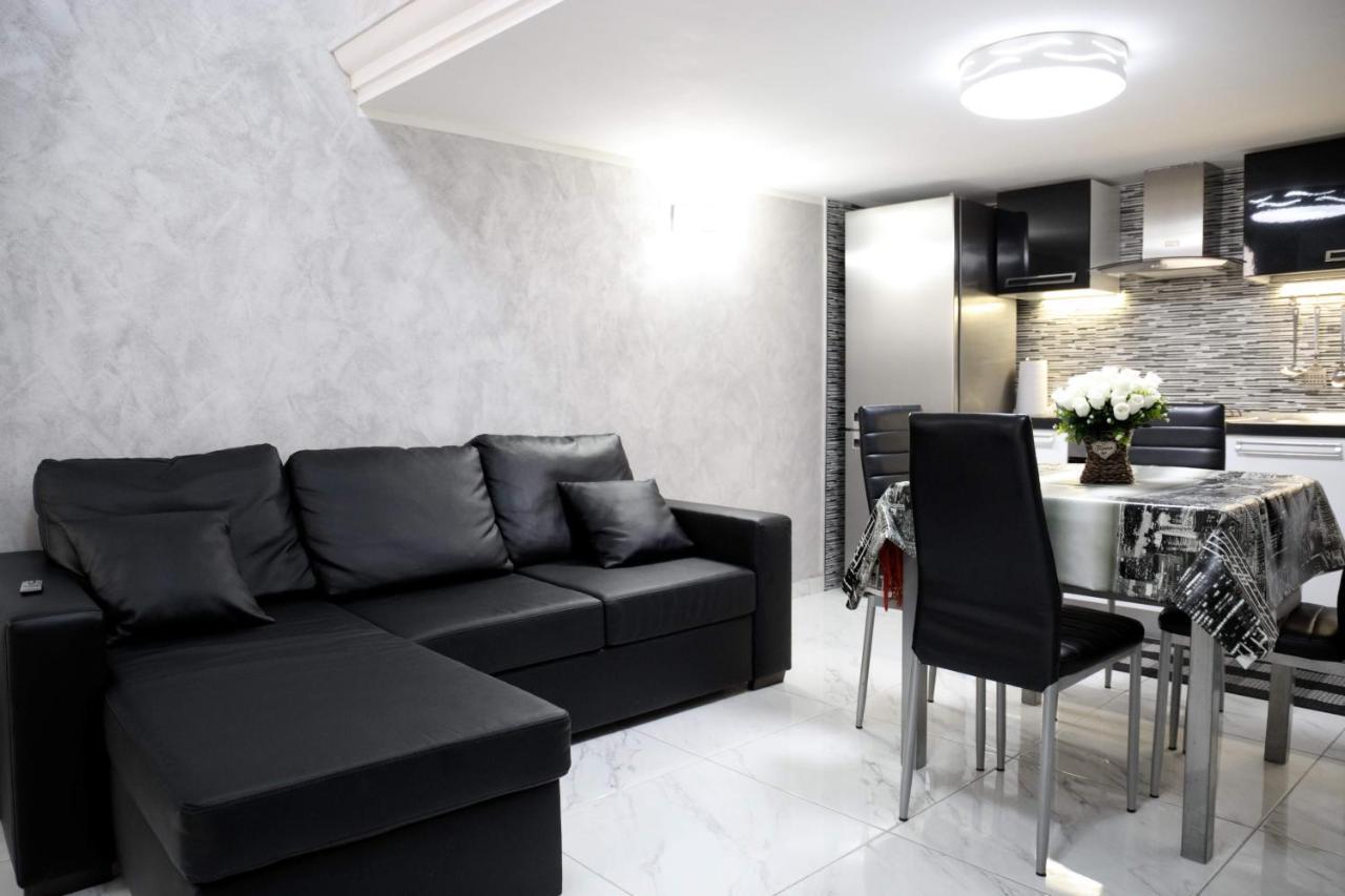 Casa Vacanze Sannazzaro 70 나폴리 외부 사진