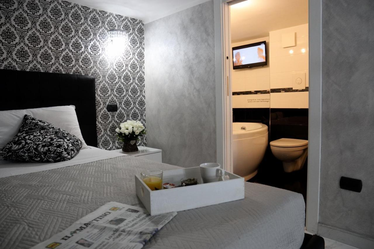 Casa Vacanze Sannazzaro 70 나폴리 외부 사진